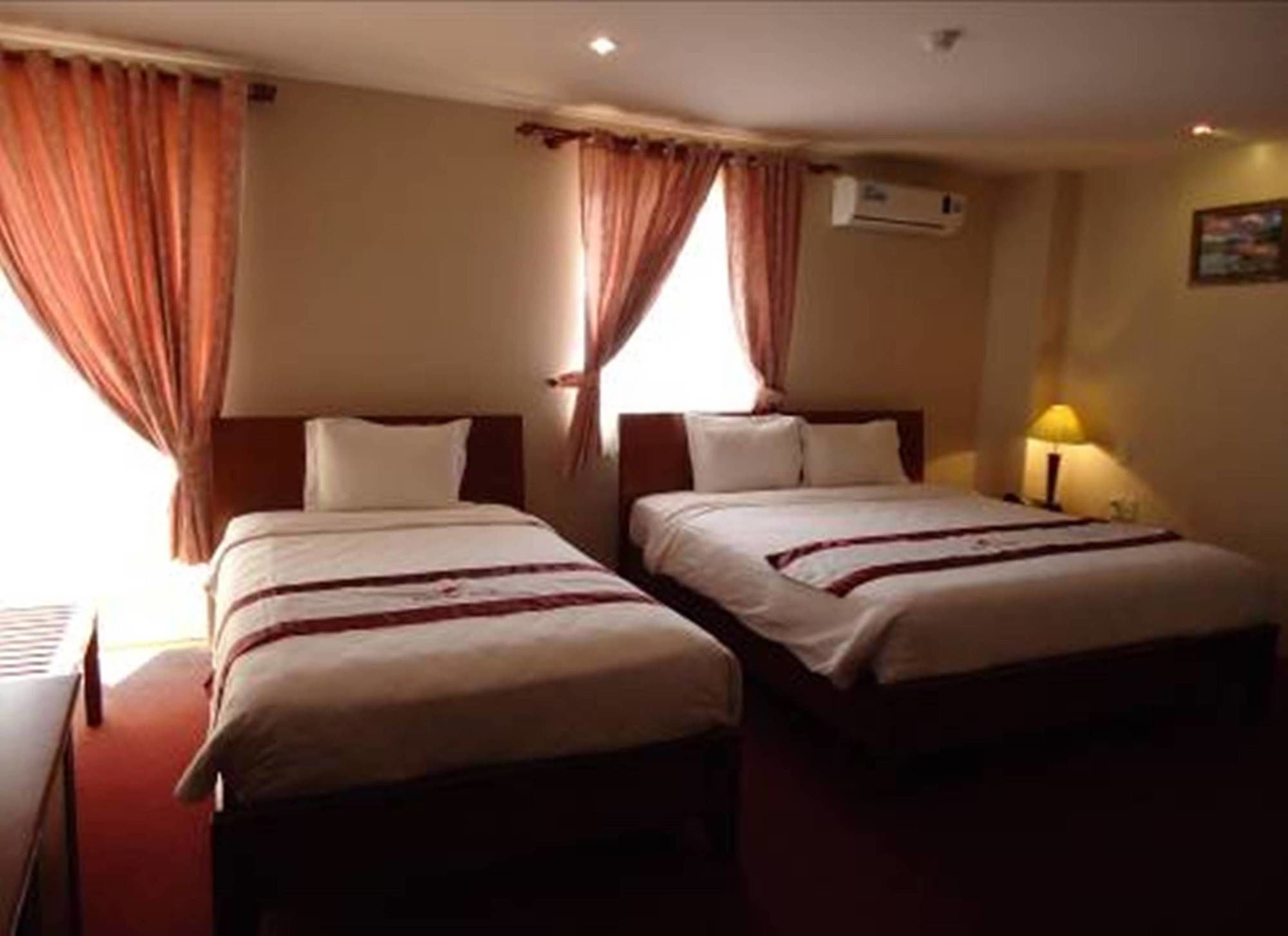 Song Tien Annex Hotel Mỹ Tho Extérieur photo